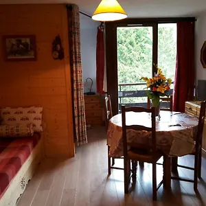 les-herbelaines-g.hotels-rhonealpes.com/